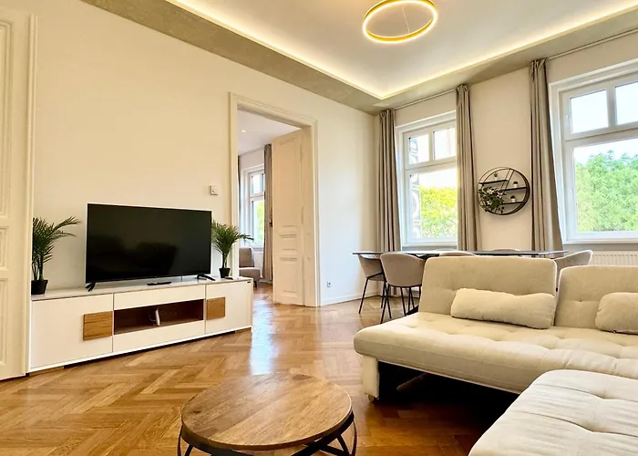 Boutique Apartment At Famous Vienna Kutschkermarkt